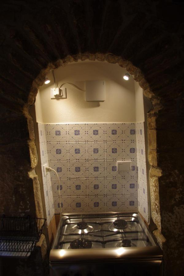 Bed and Breakfast Vinco Castel del Rio Екстер'єр фото